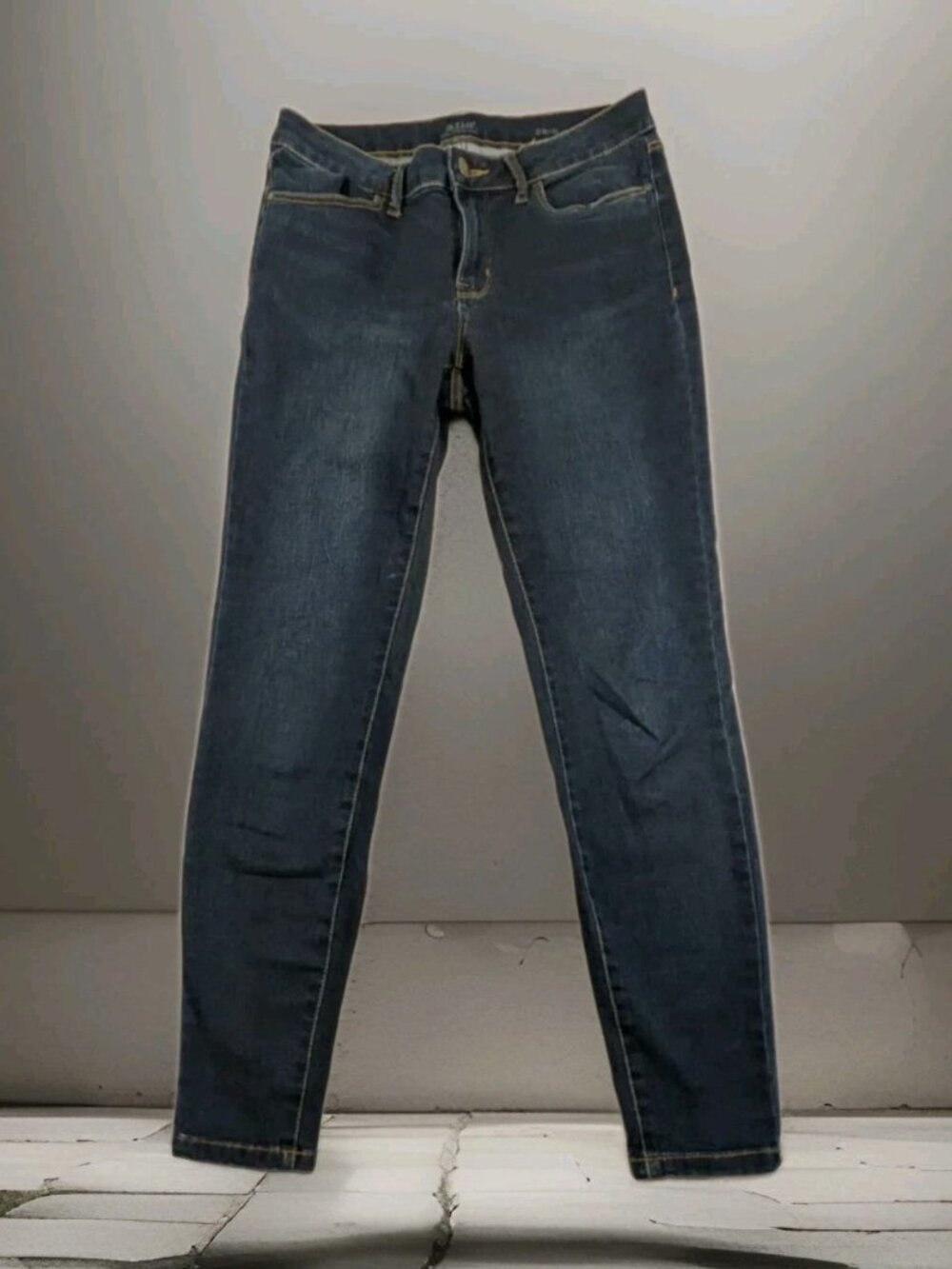 A.N.A. Womens Jeans Skinny Blue Denim Medium Wash Low Rise Stretch 28/6